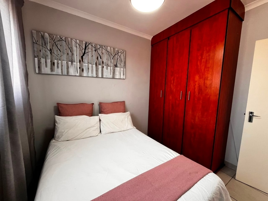 To Let 2 Bedroom Property for Rent in Waterval East North West